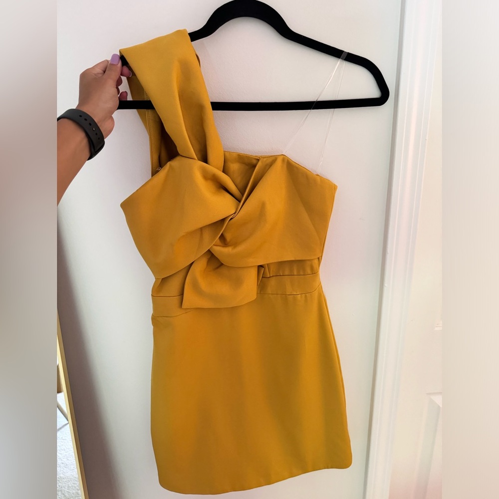 DO+BE Mustard one shoulder dress